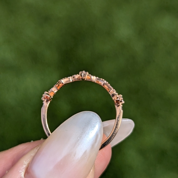 14 Karat Rose Gold Diamond Cross Art Deco Ring Band - Picture 2 of 6